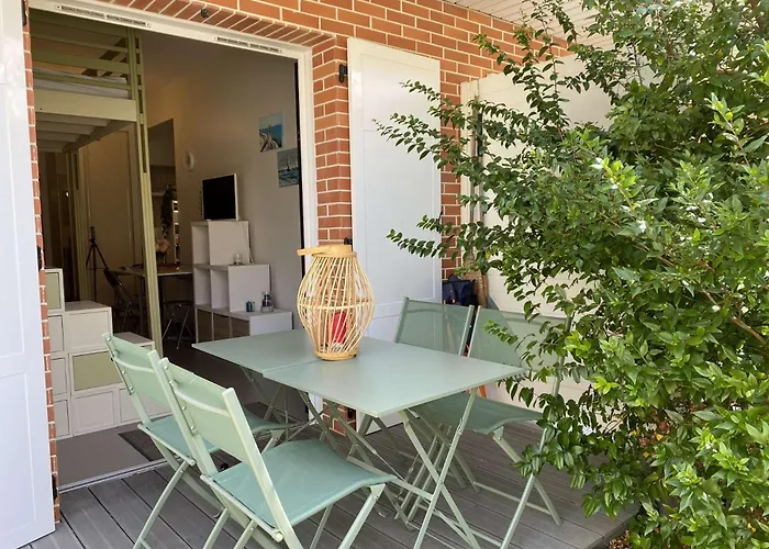 Eyrac Bord De Appartamento